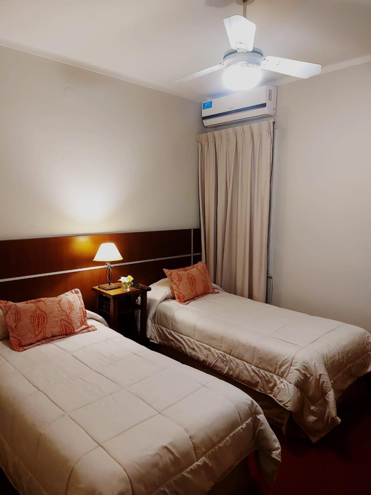 מנדוזה Hotel Ariosto מראה חיצוני תמונה